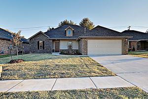 featured image of 412 Charles Ct