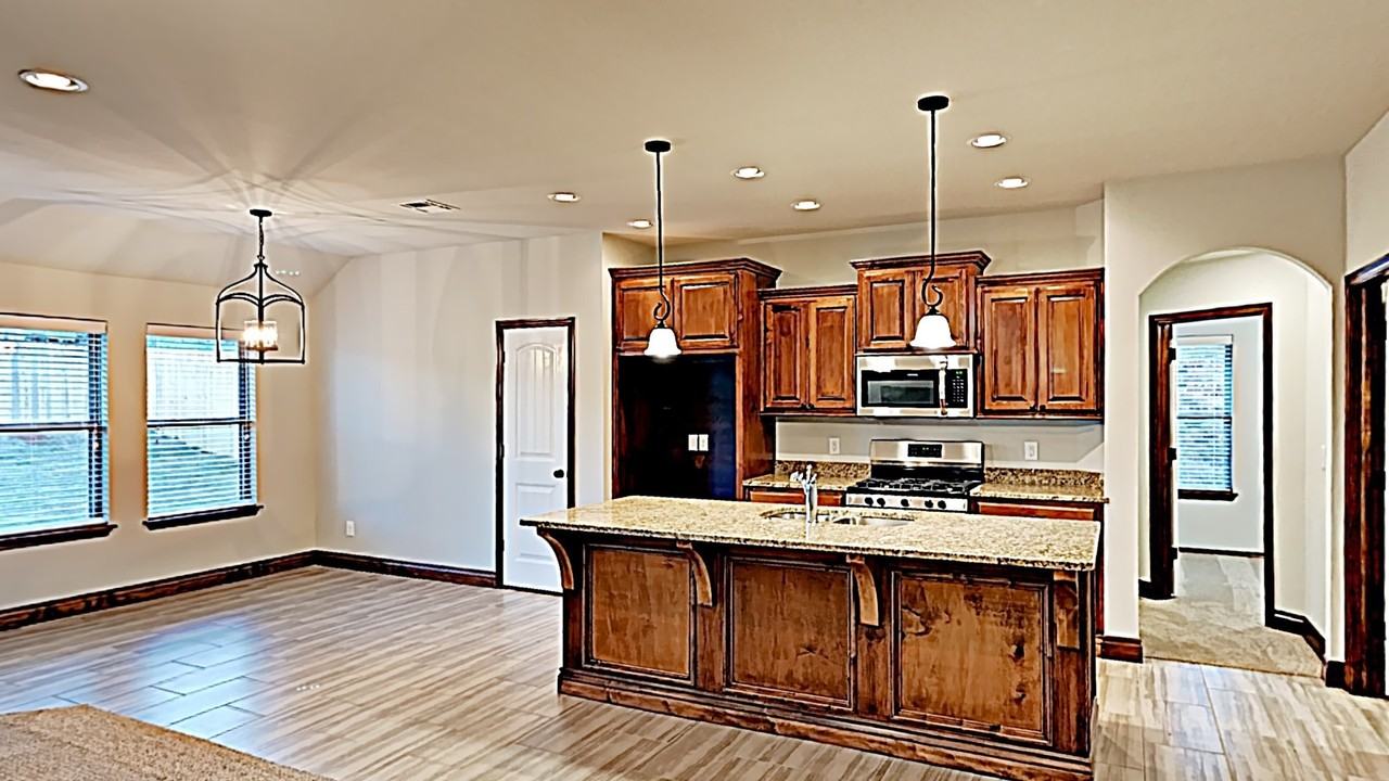 412 Charles Ct - Photo 7 of 19