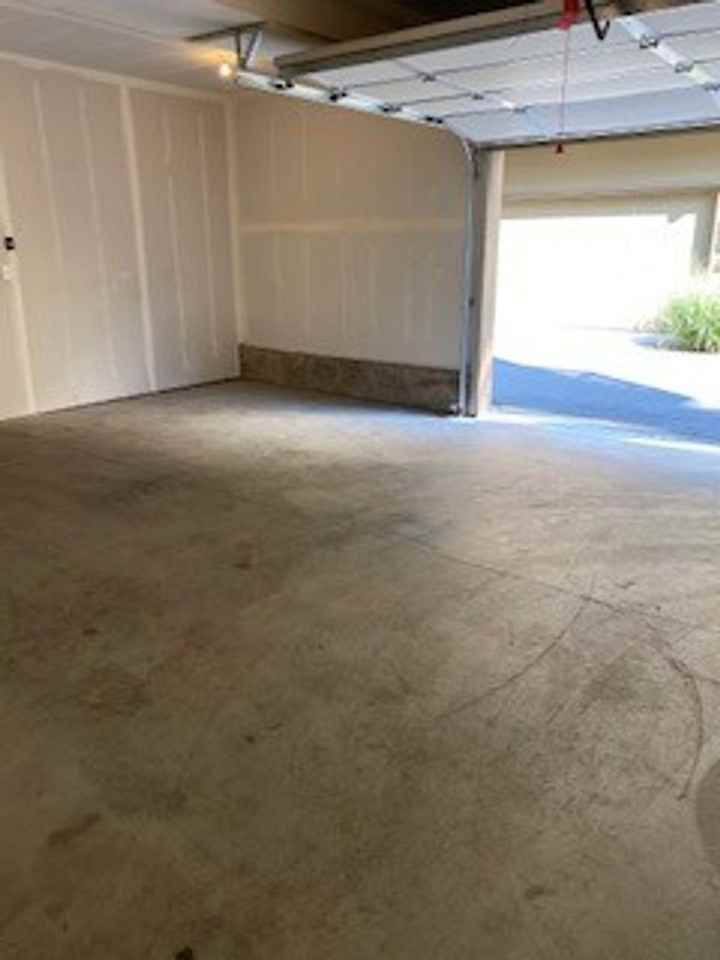 1090 Sw 162nd Ave - Photo 6 of 16