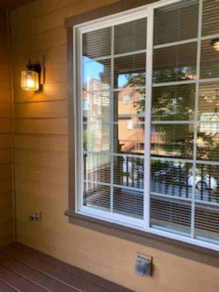 1090 Sw 162nd Ave - Photo 7 of 16