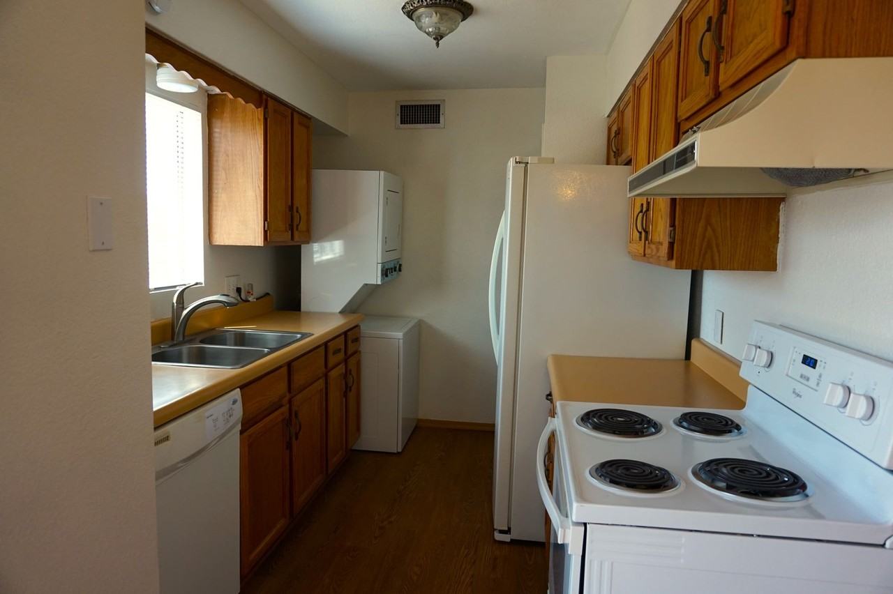 1380 Plaza Merito - Photo 6 of 12