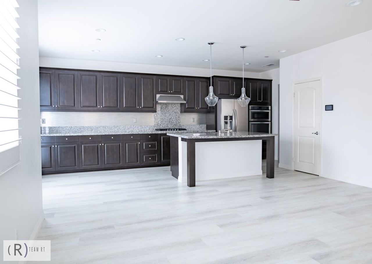 218 Calle Belleza - Photo 3 of 35