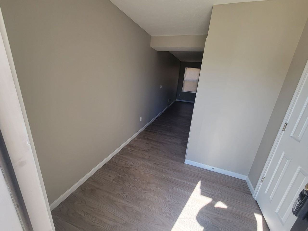 414 Herbert Ave - Photo 3 of 14