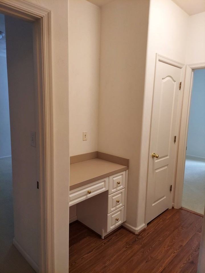 1061 Grand Oak Ln - Photo 3 of 12