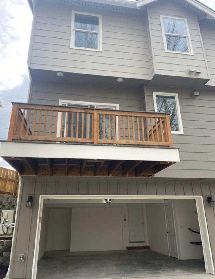 614 Telegraph Rd - Photo 3 of 20