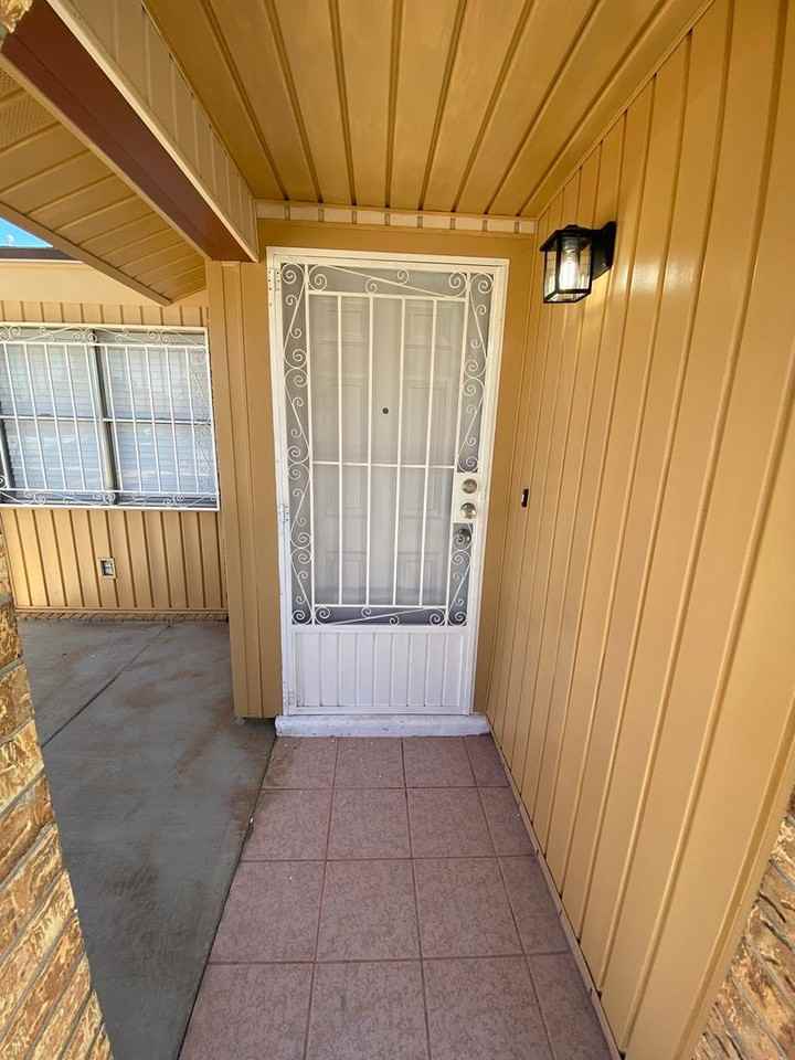 11369 Lake Loy Drive - Photo 3 of 25