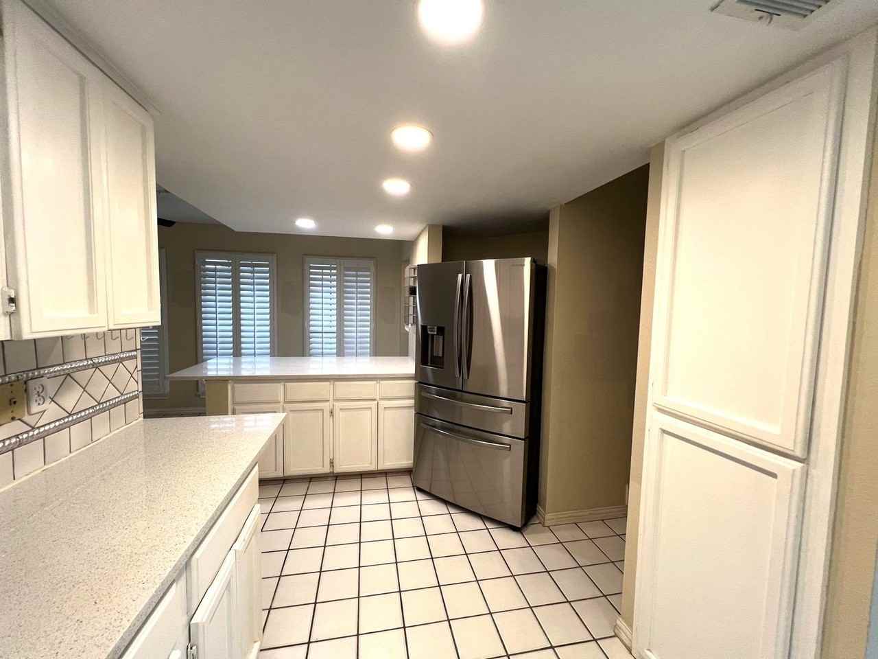 8423 Timber Bridge St - Photo 7 of 15