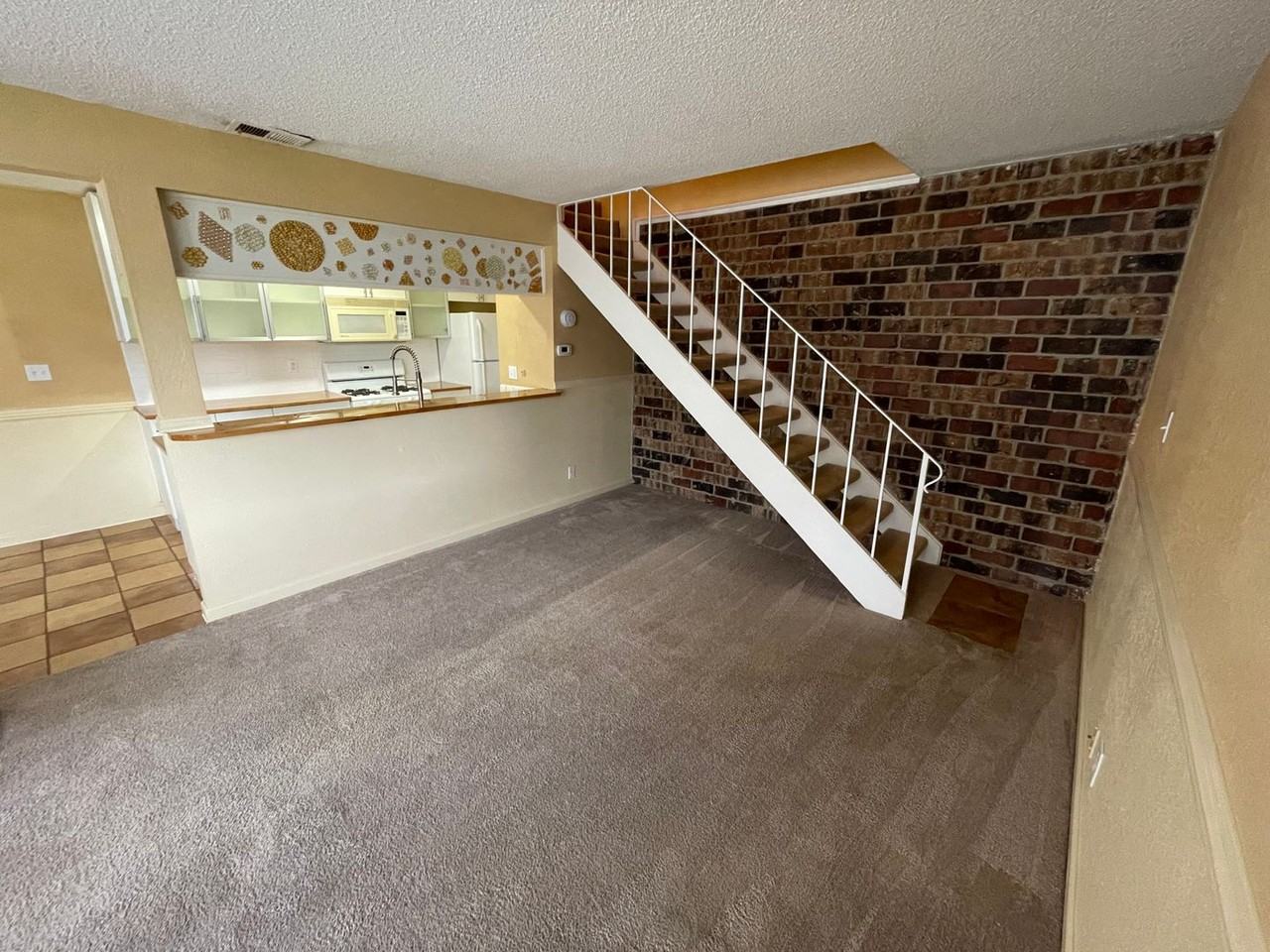 3703 Park Dr - Photo 5 of 15