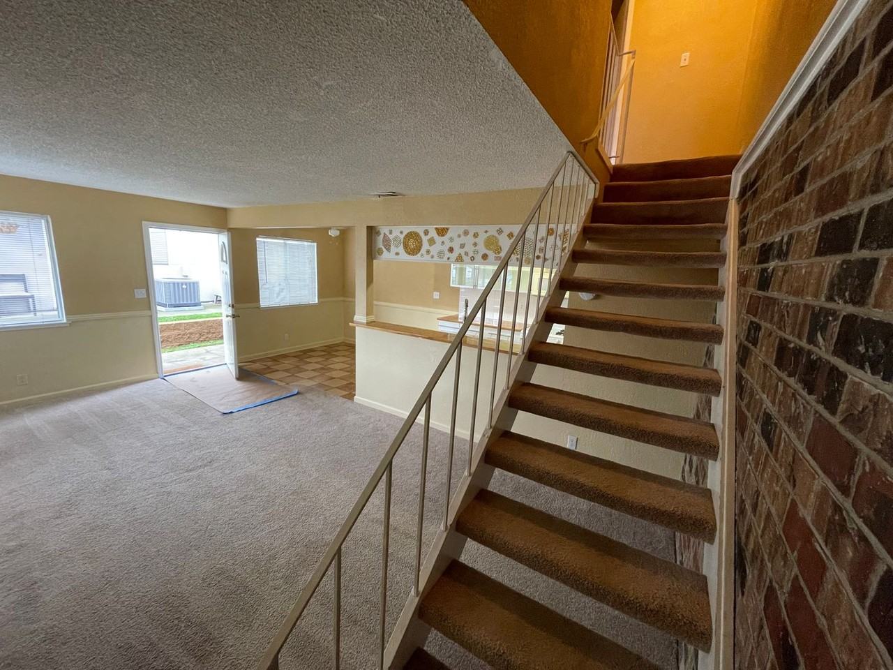 3703 Park Dr - Photo 6 of 15