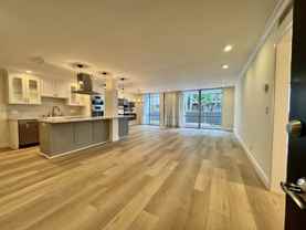 850 N Kings Rd - Photo 1 of 1