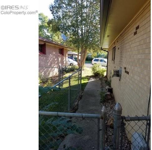 1211 Sherman St - Photo 4 of 13