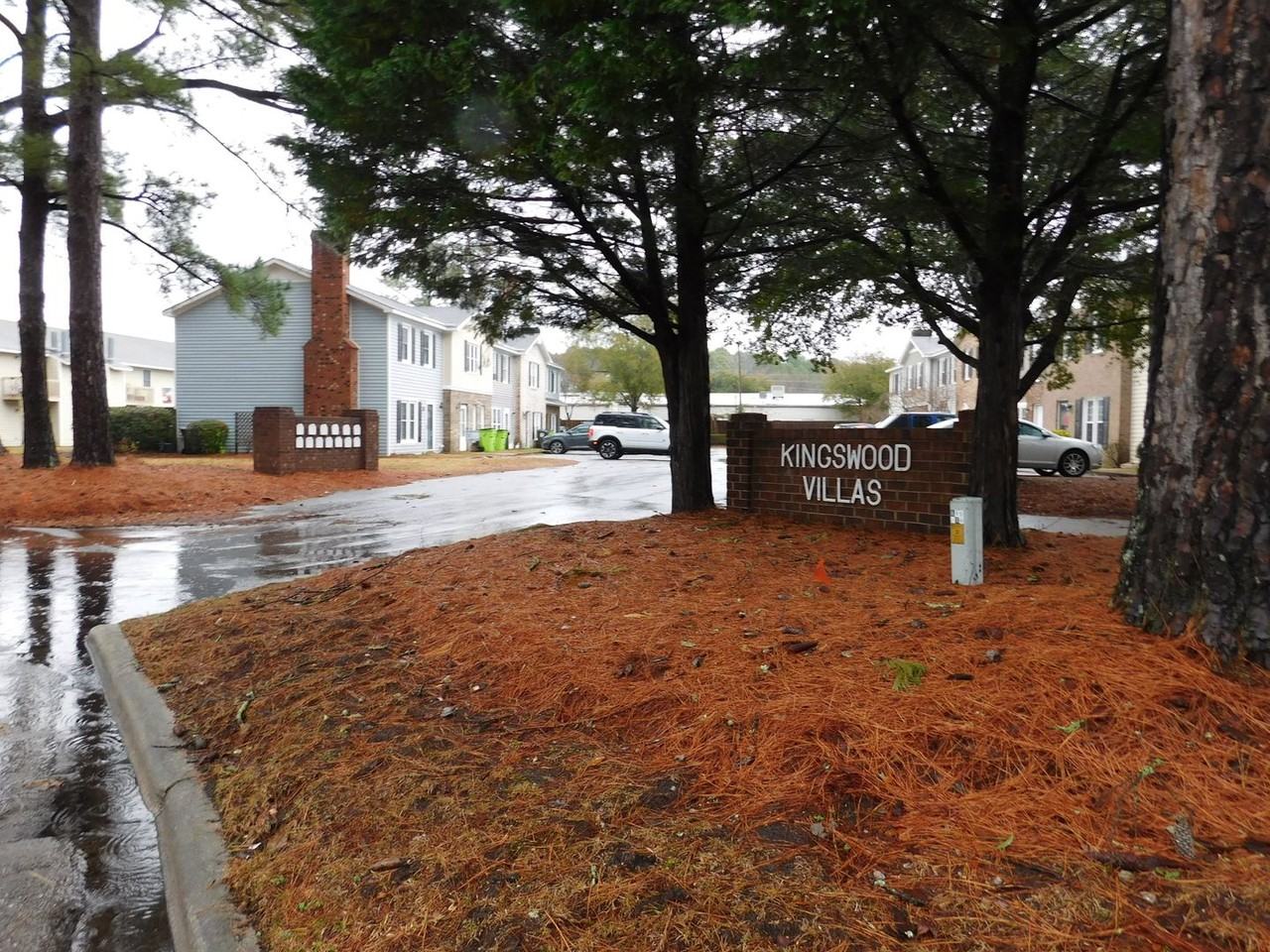 1104 Karen Dr - Photo 4 of 20