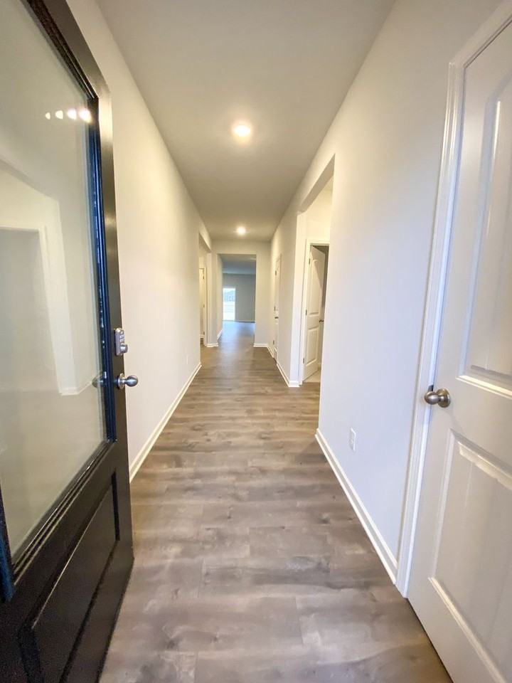 145 Daisy Dr - Photo 2 of 25