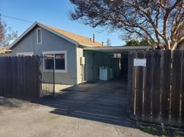 featured image of 936 S 7th St