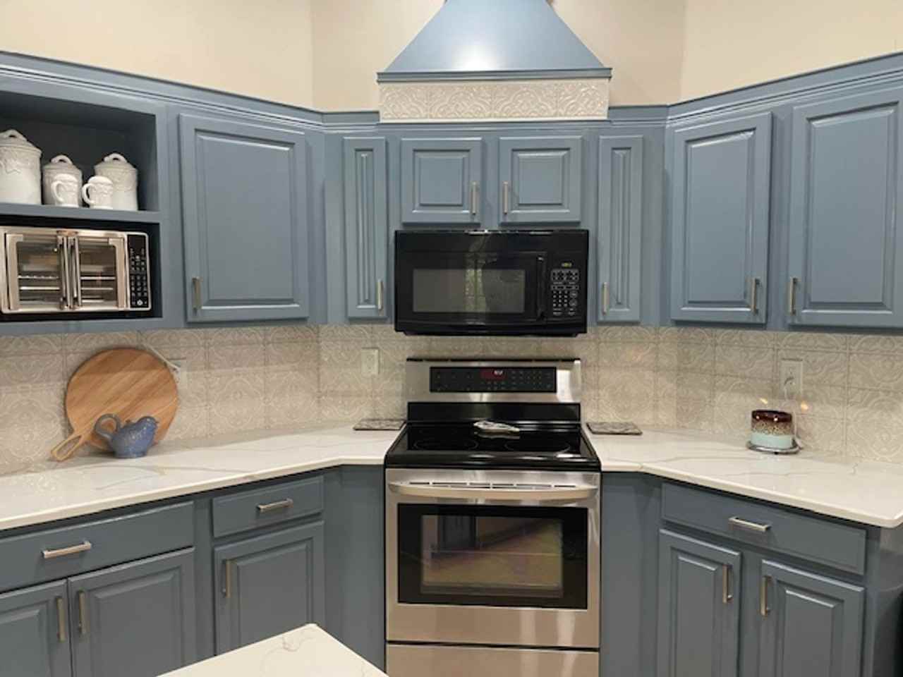 1409 Gibralter Ln - Photo 6 of 19