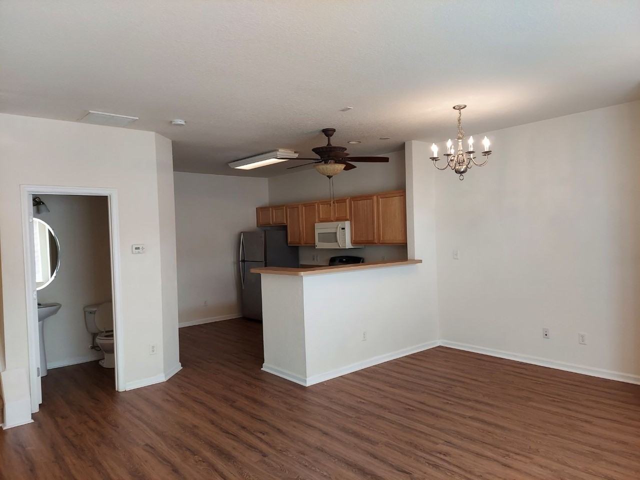 412 Teton Cir - Photo 2 of 13