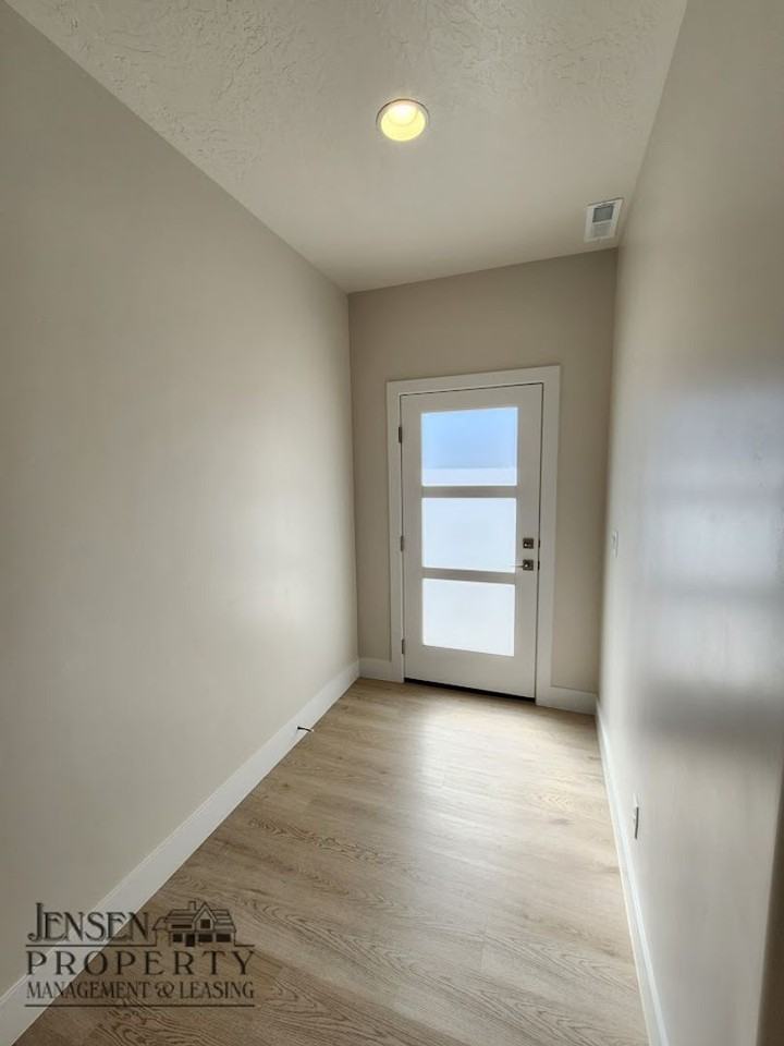 653 Elmbrook Drive - Photo 2 of 27