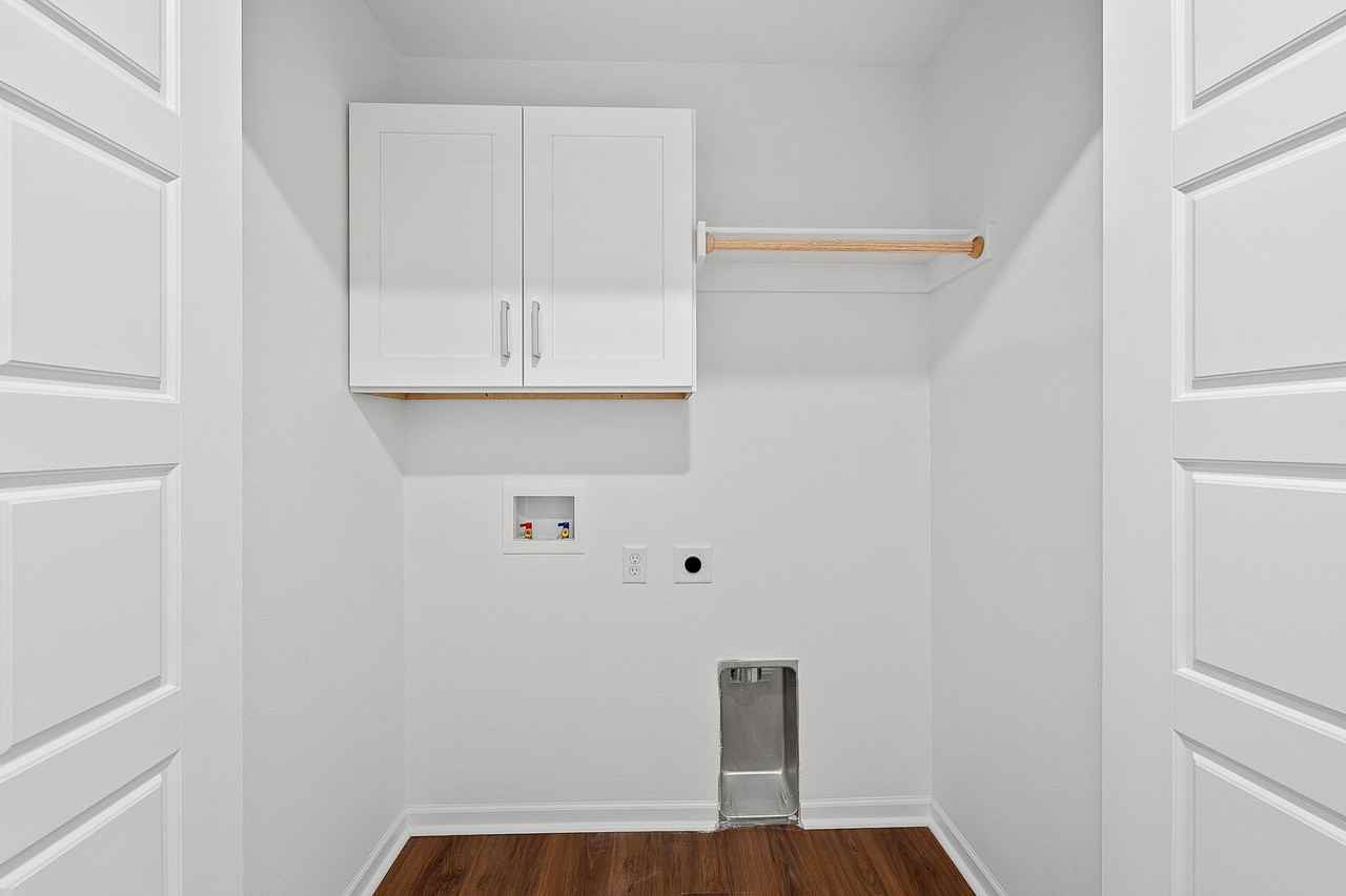 206 Sw Vicki St - Photo 3 of 25