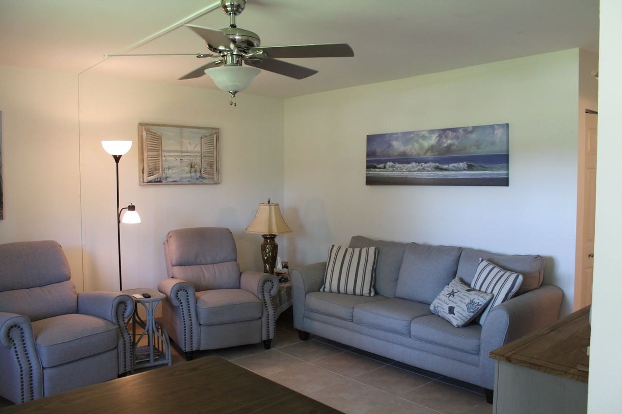 240 N Collier Blvd Apt H4 - Photo 6 of 9