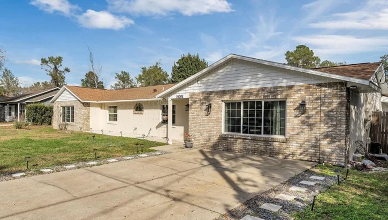 34308 Oak Ave - Photo 2 of 23