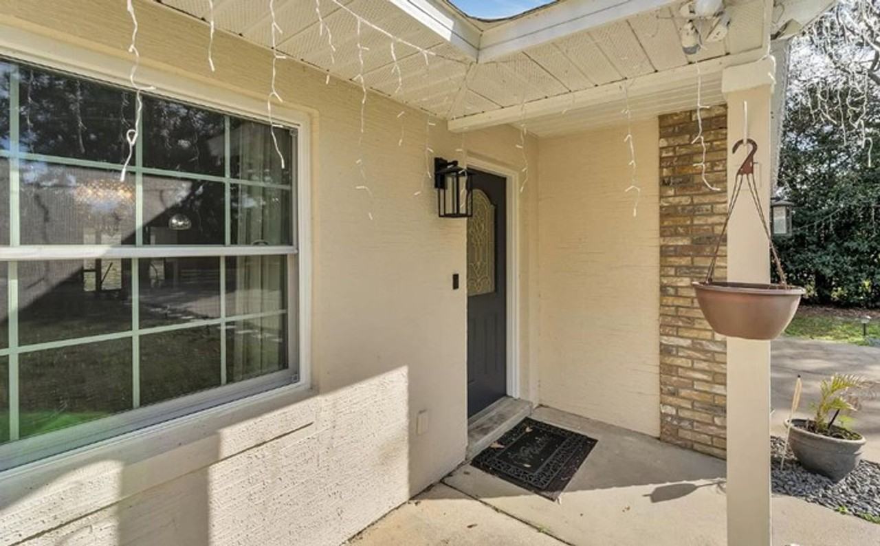 34308 Oak Ave - Photo 3 of 23