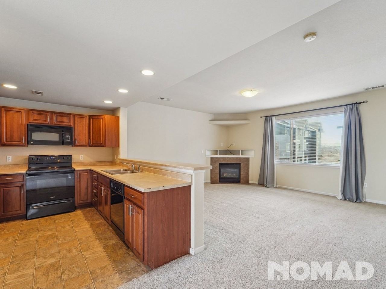 8751 Pearl St - Photo 6 of 26