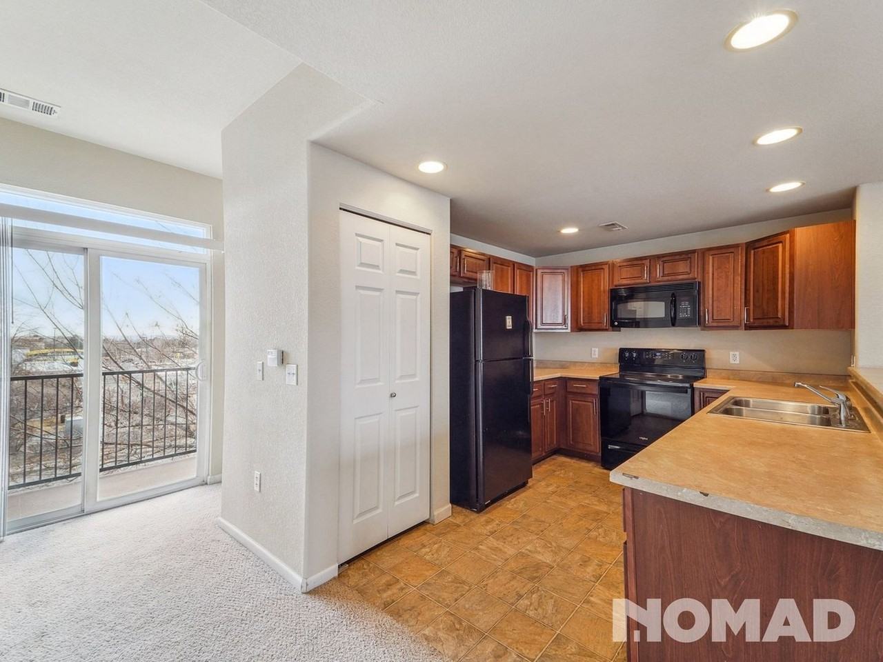 8751 Pearl St - Photo 7 of 26