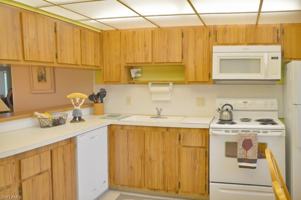 featured image of 135 Palm Dr #12