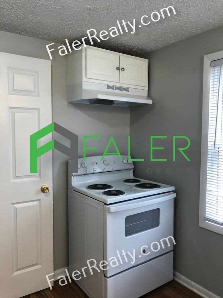 2933 Kingston Ave - Photo 7 of 15