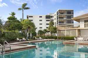 featured image of 2090 S Tamiami Trl