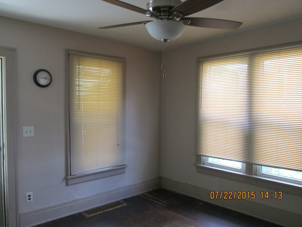 1214 Keokuk St - Photo 3 of 10