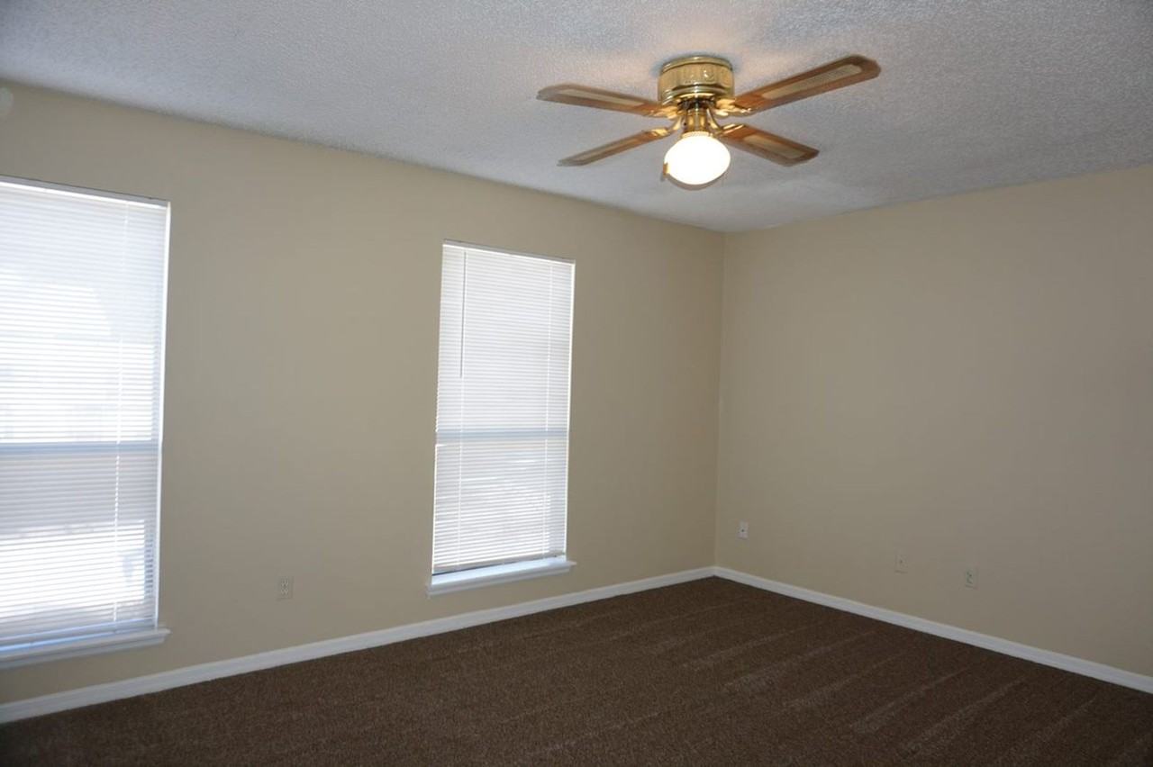 5642 Bryner Dr - Photo 7 of 13