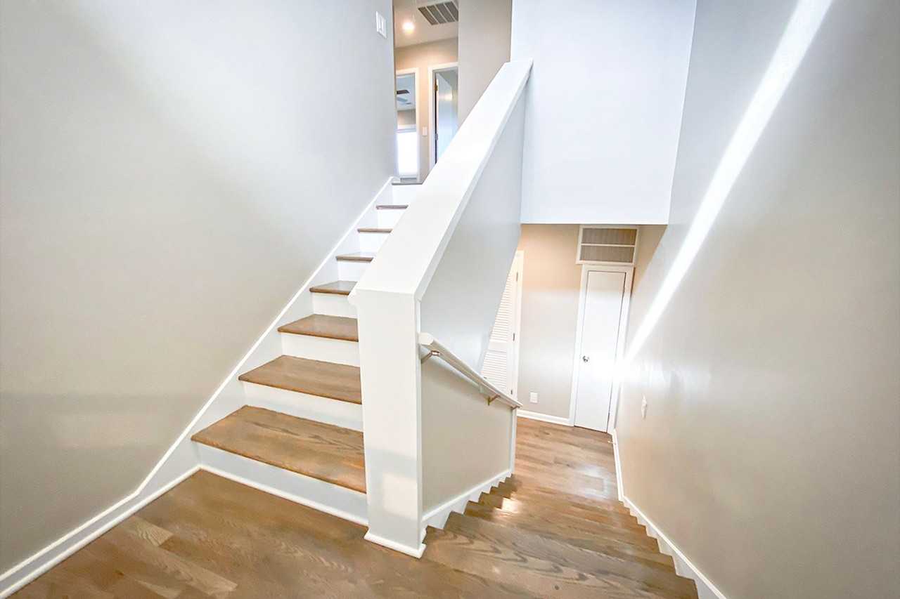 334 Causeway Dr #13 - Photo 3 of 29