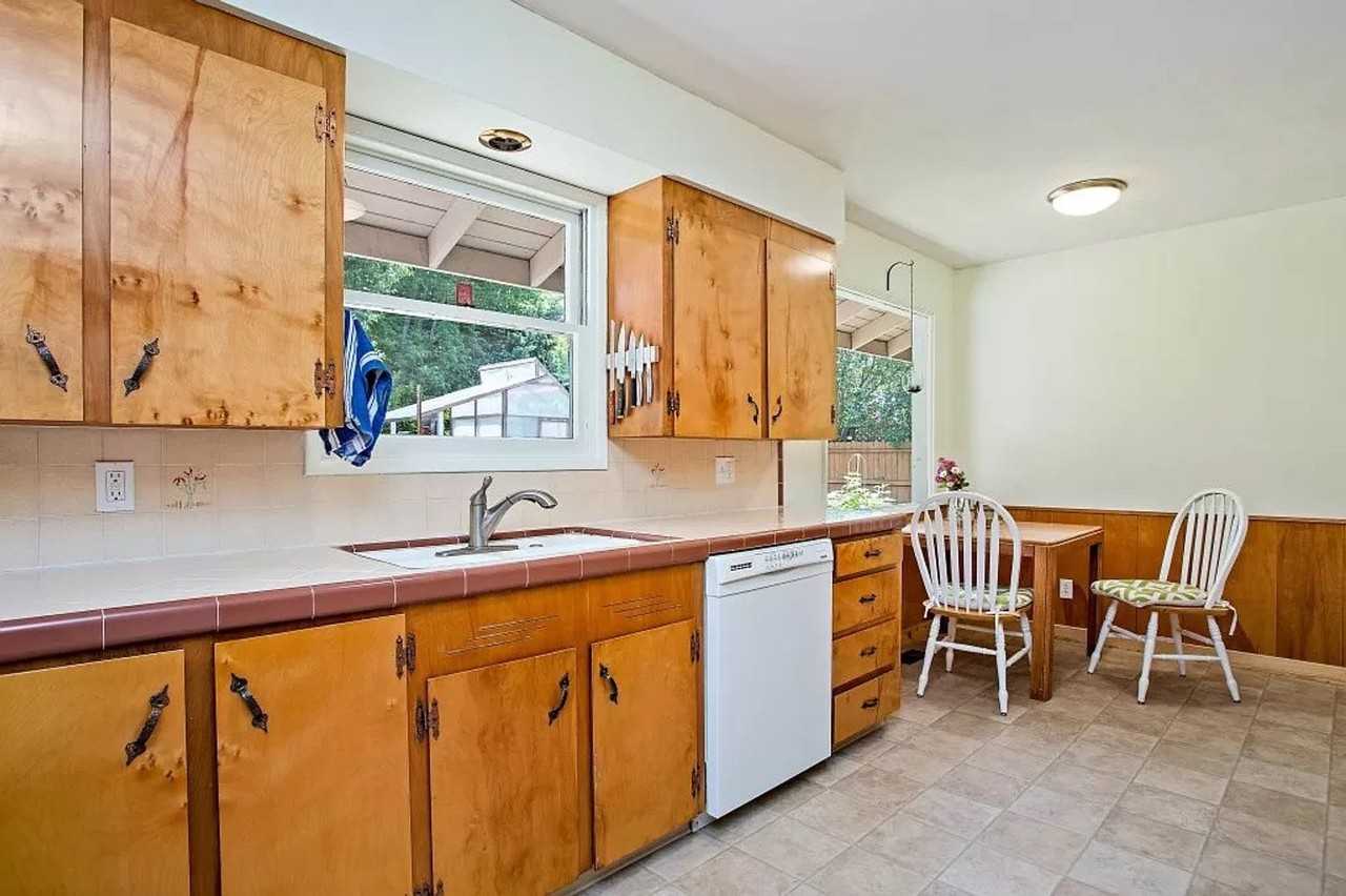341 Havana Ave - Photo 6 of 17