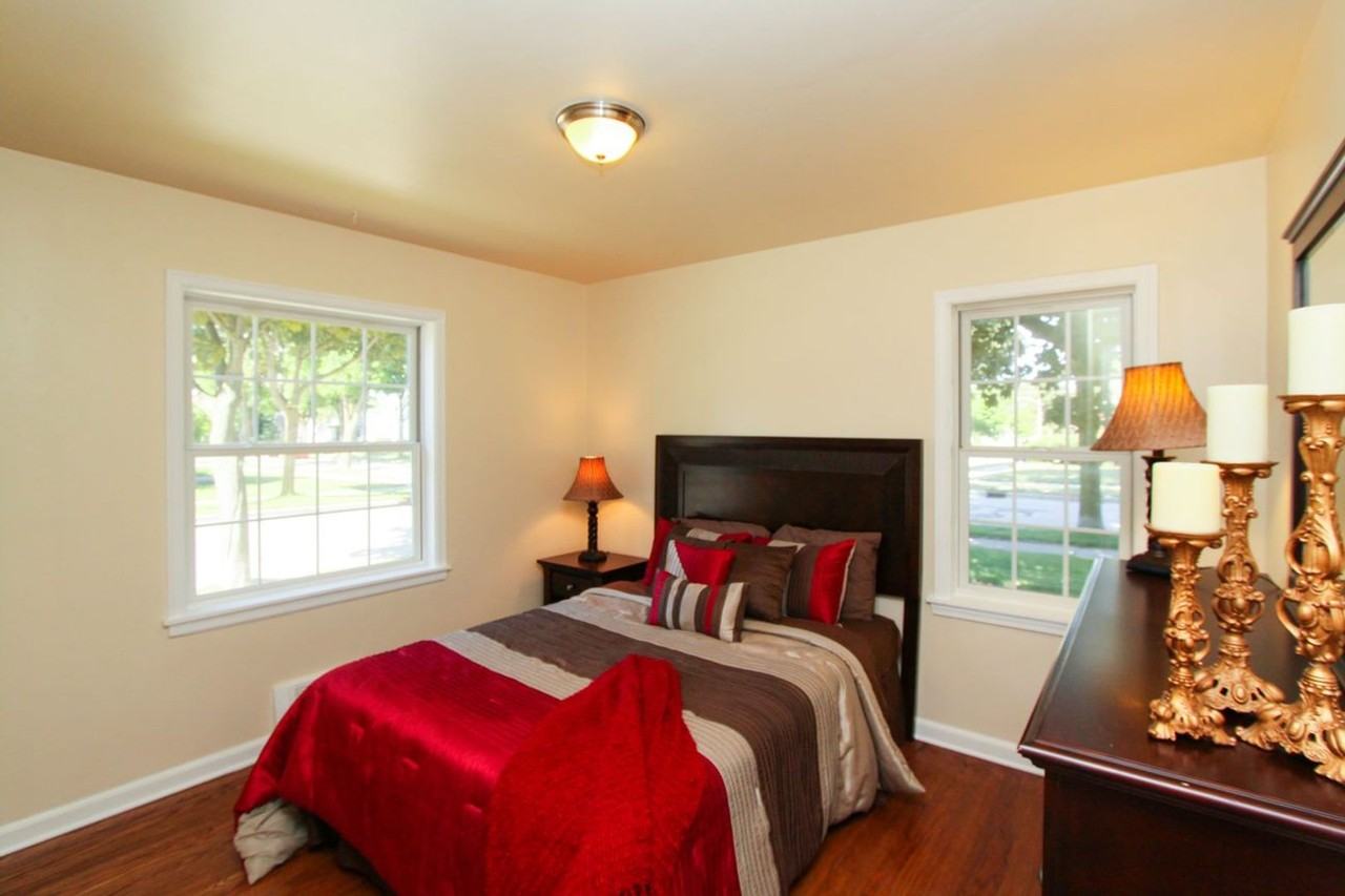 9001 W Concordia Ave - Photo 7 of 10