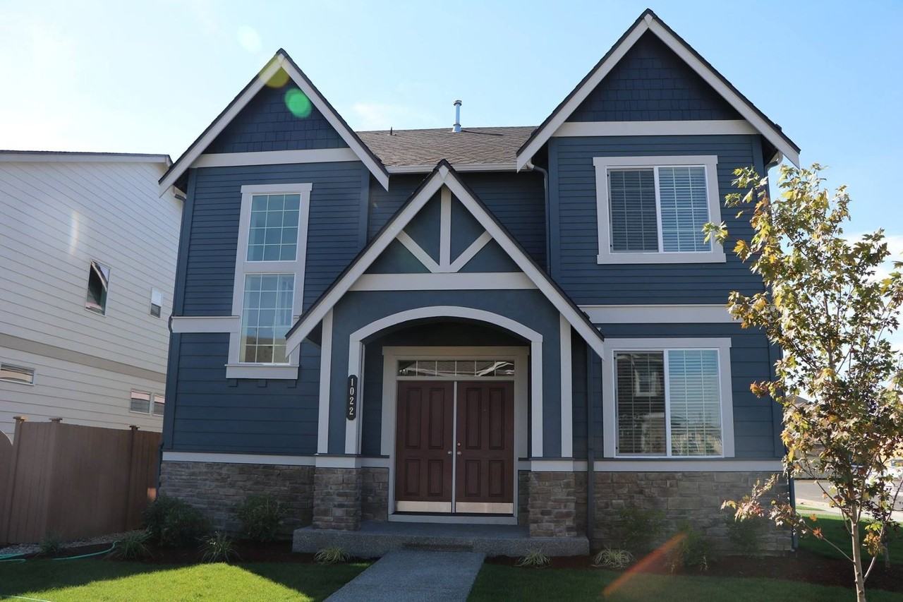 1022 28th St Nw - Photo 2 of 22