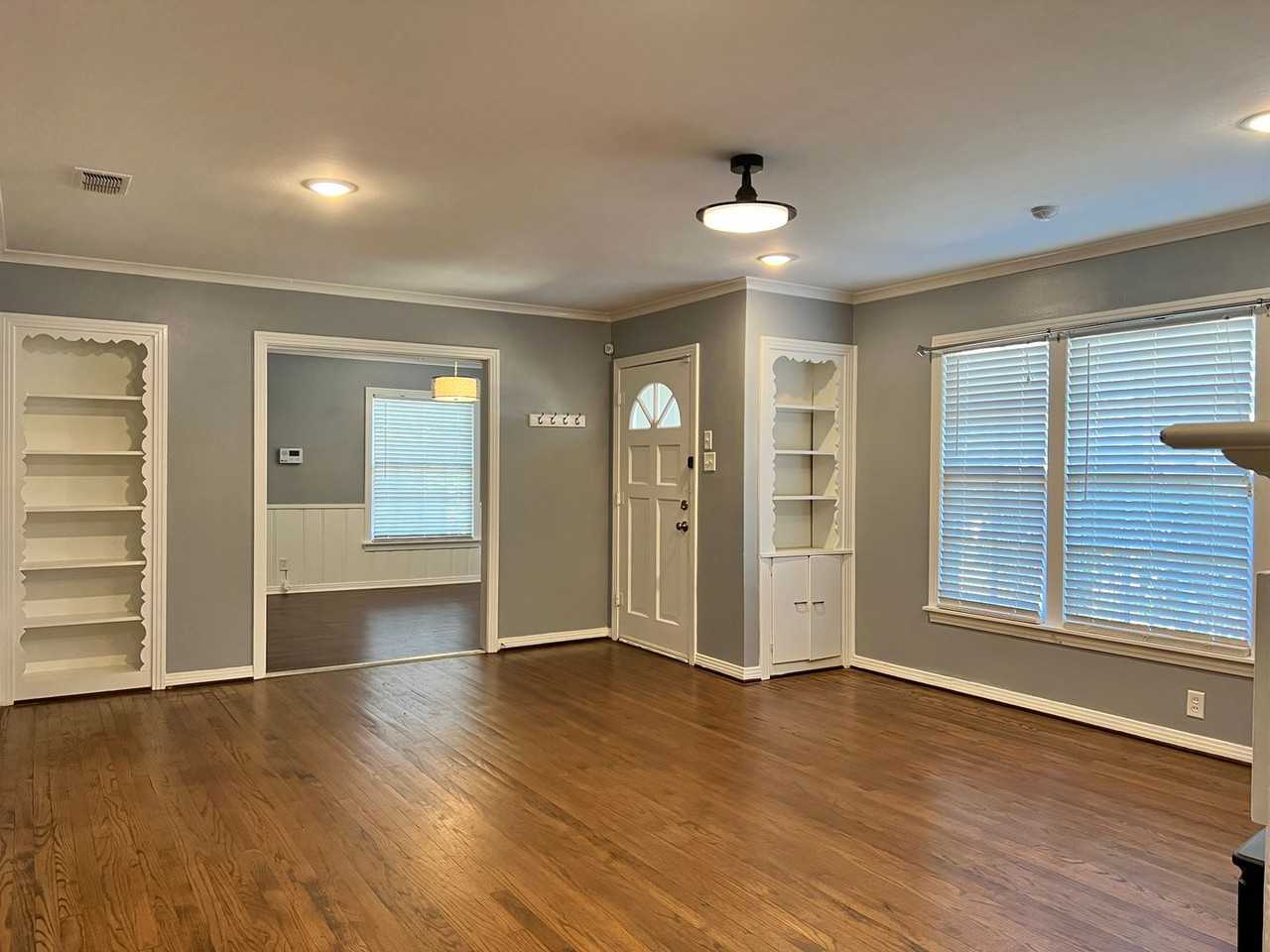 1225 San Antonio St - Photo 6 of 31