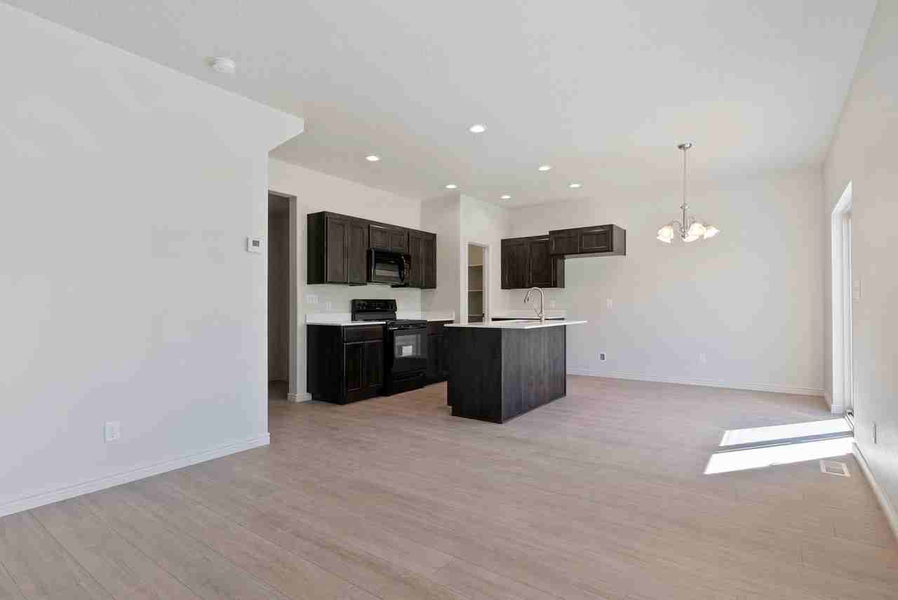 744 N Old Fort Dr - Photo 3 of 18