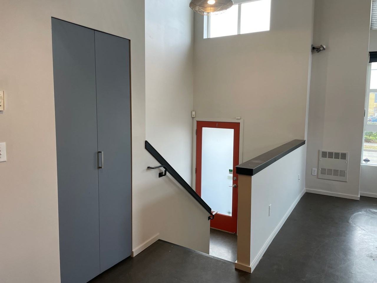 6708 Corson Ave S #A - Photo 3 of 27