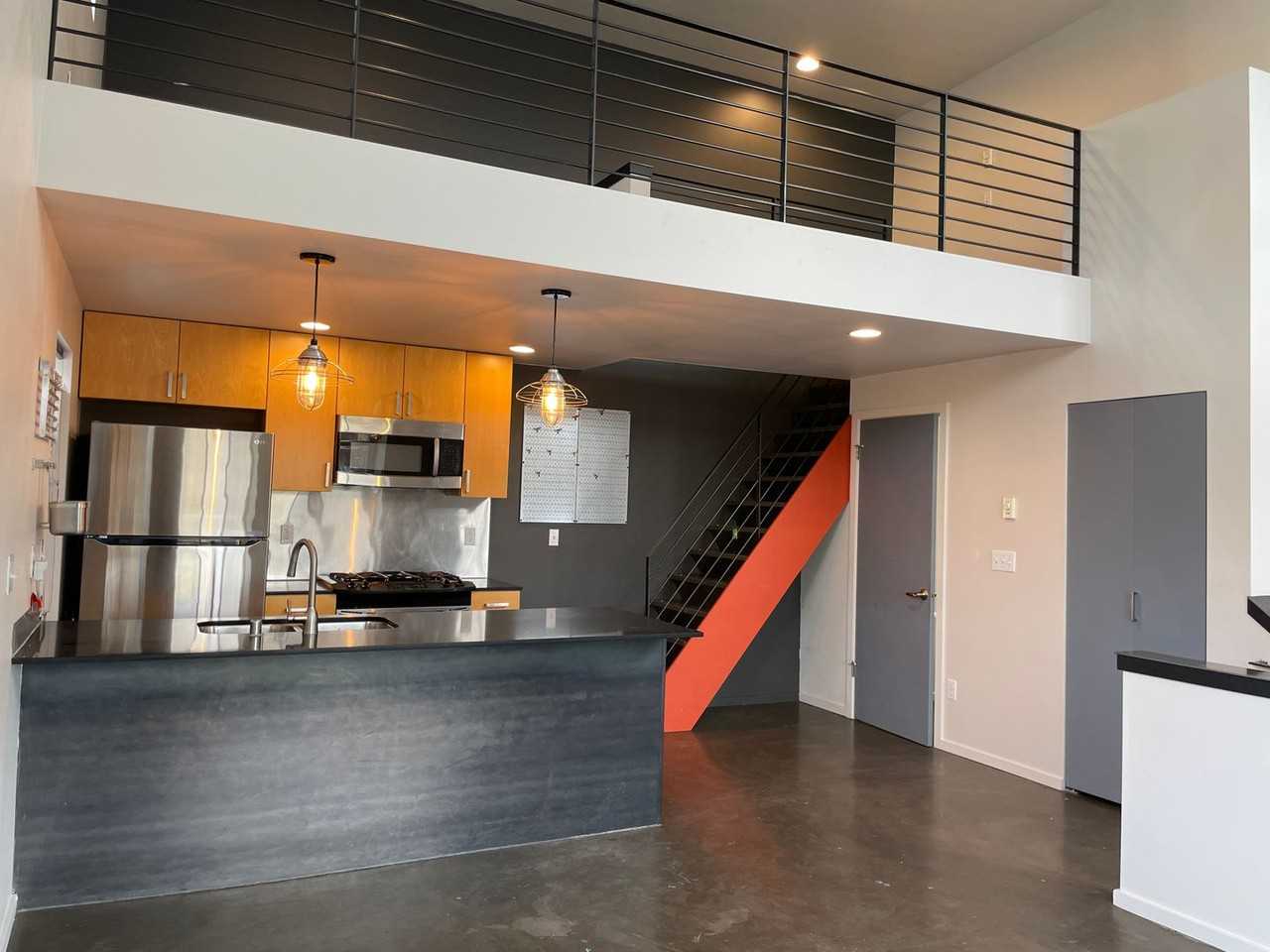 6708 Corson Ave S #A - Photo 4 of 27