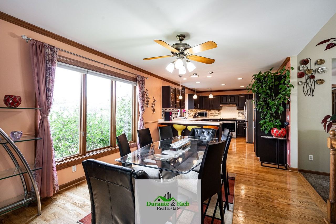 6429 N Sunny Point Rd - Photo 6 of 22