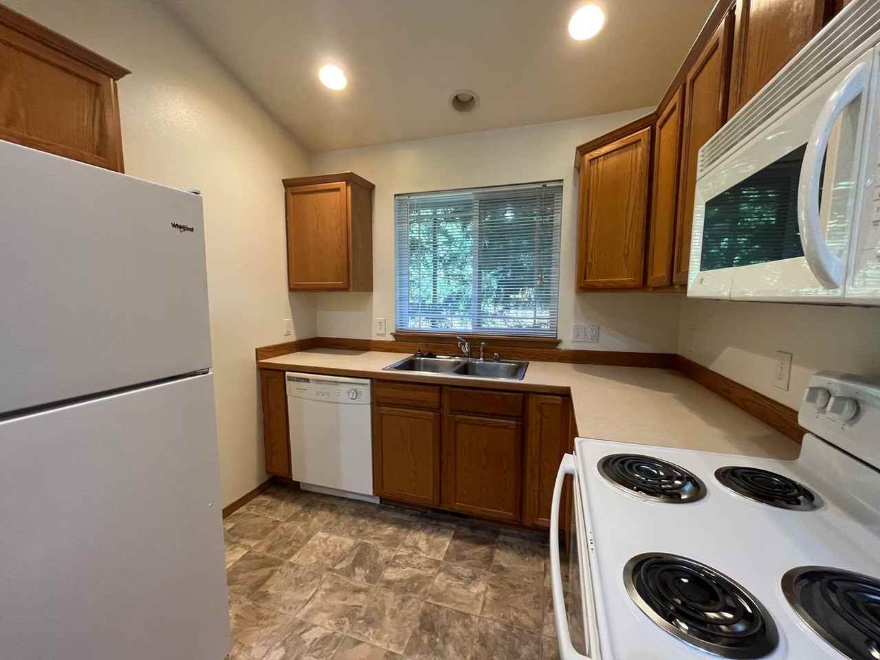 39 Sudden Valley Dr - Photo 5 of 24