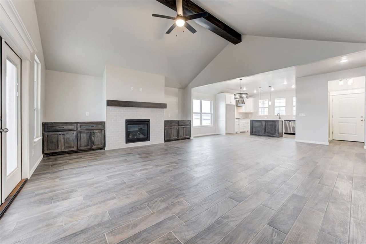 2757 Juneberry Ln - Photo 3 of 34