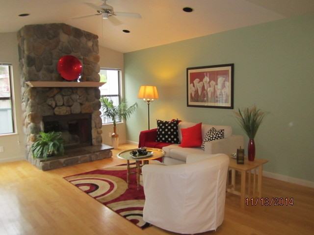 290 Grace Way - Photo 2 of 11