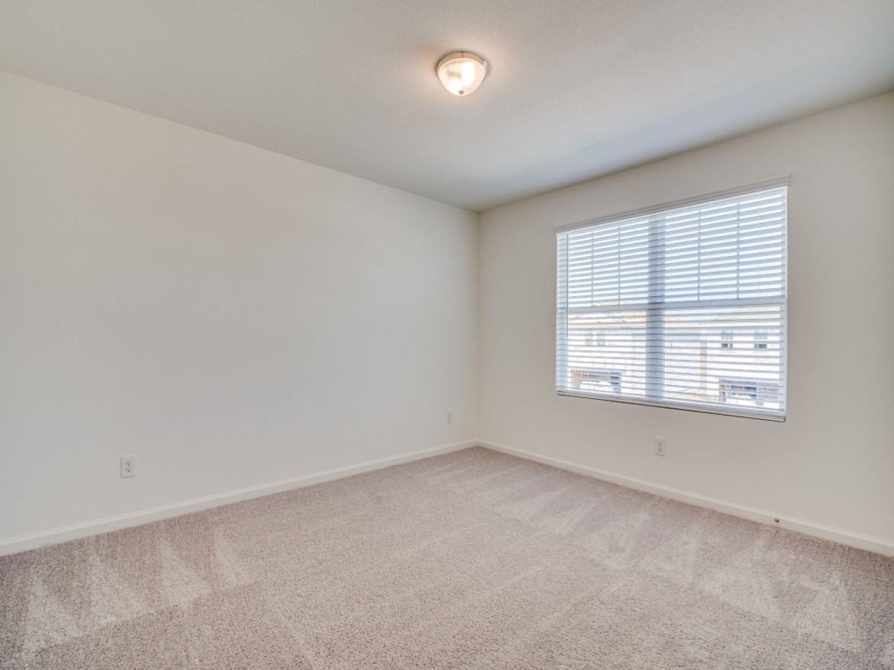 6231 Old Bridge Way - Photo 4 of 26