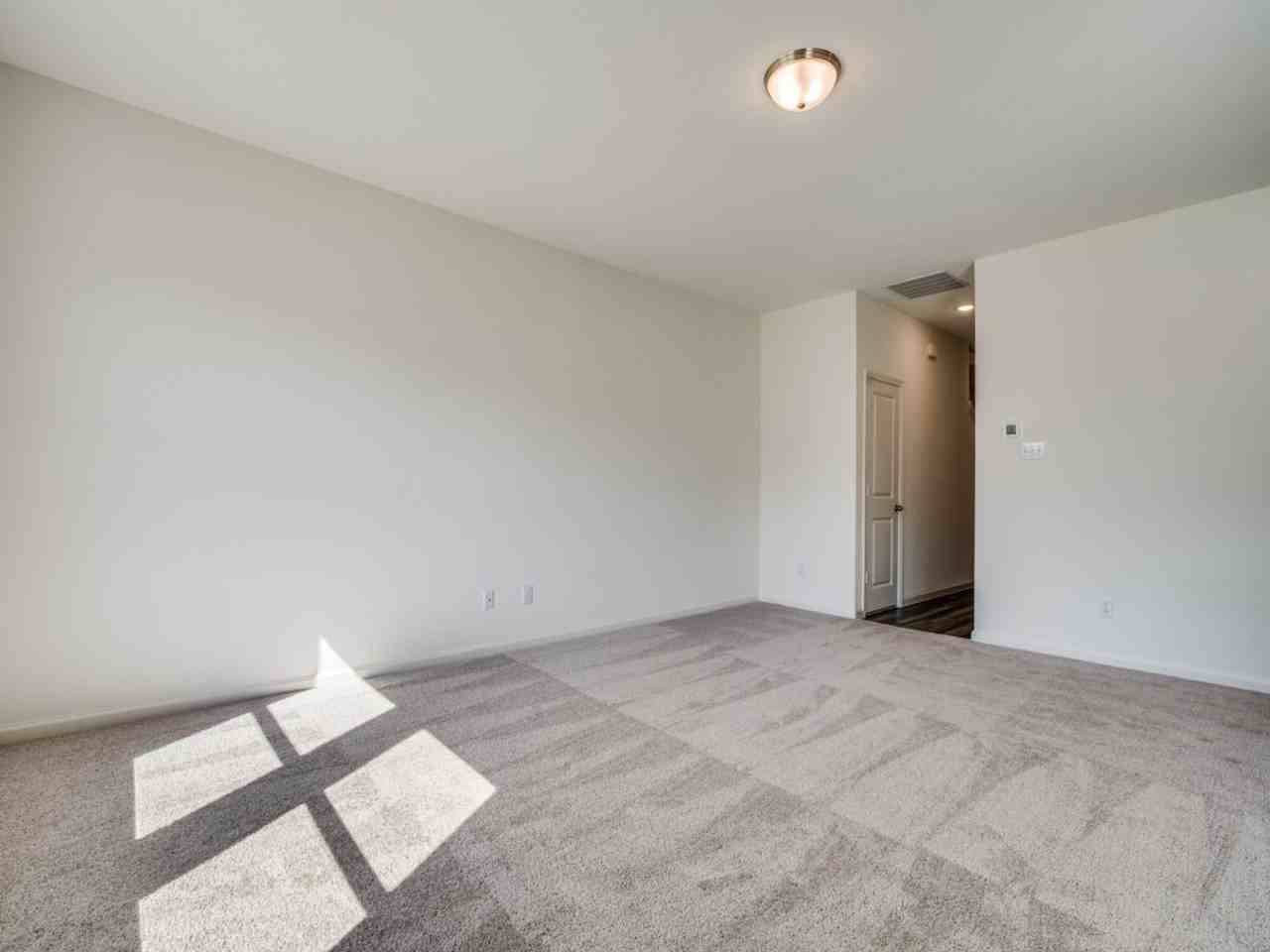 6231 Old Bridge Way - Photo 5 of 26