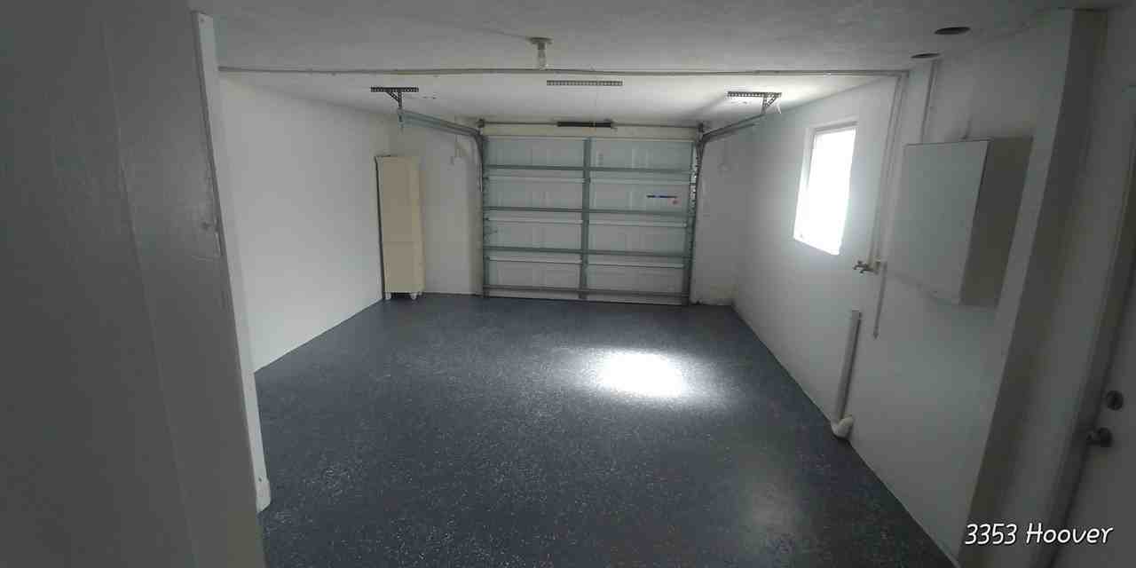 2333 Roselawn Dr - Photo 6 of 9