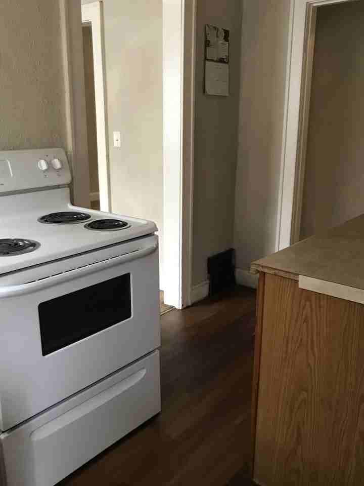 1404 S Maywood Ave - Photo 5 of 7
