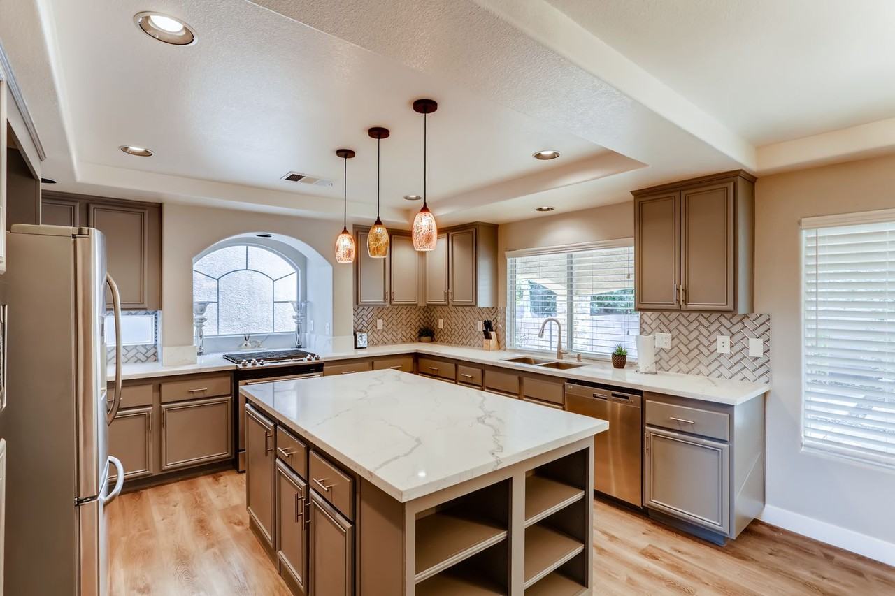 6675 Ironbound Bay Ave - Photo 4 of 28