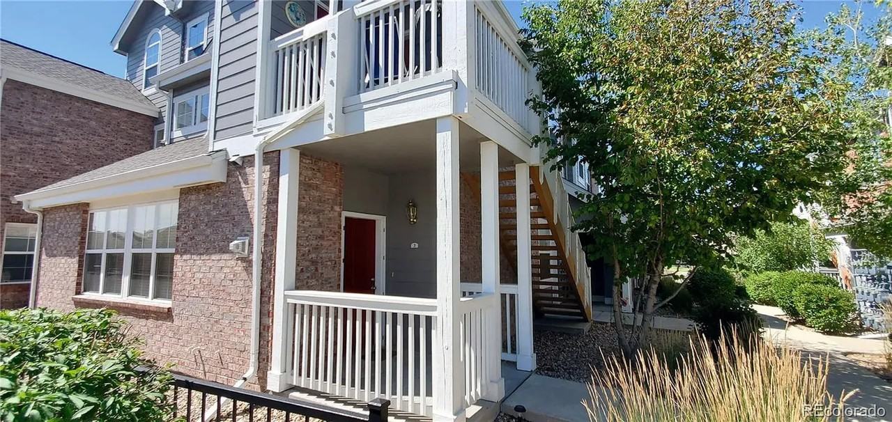 16320 E Fremont Ave - Photo 2 of 13
